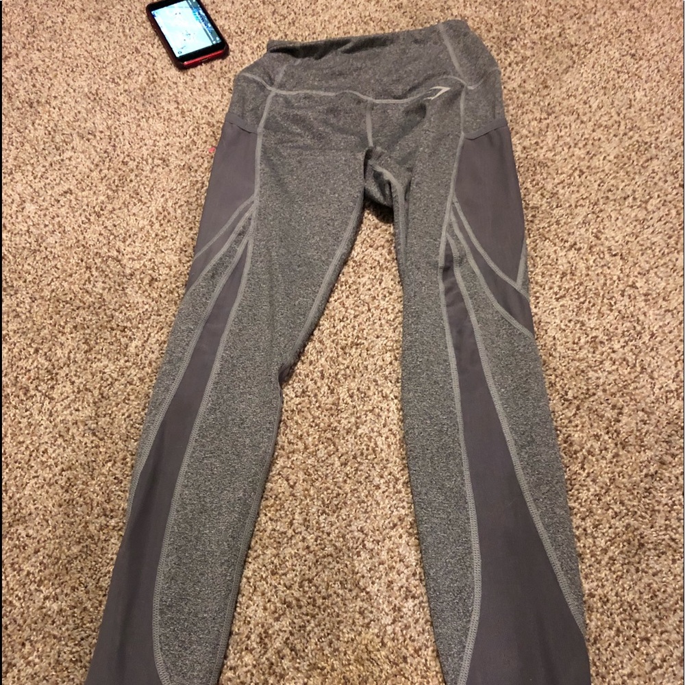 Gym shark leggings!
